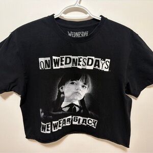 Girls' Black Graphic Cropped Tee